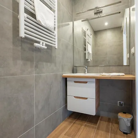 Sun And Centrum Apartment *