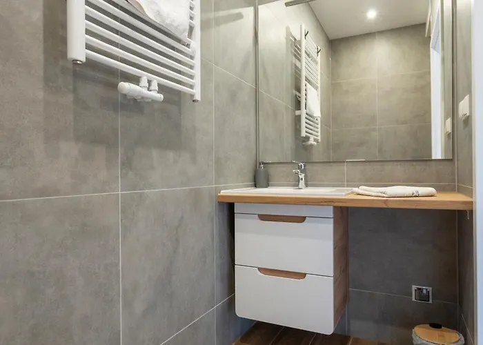 Sun And Centrum Apartment *